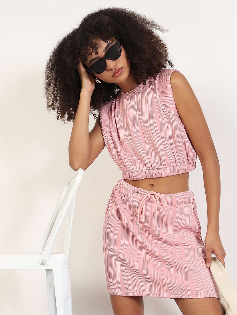 women solid top and skirt co-ord set