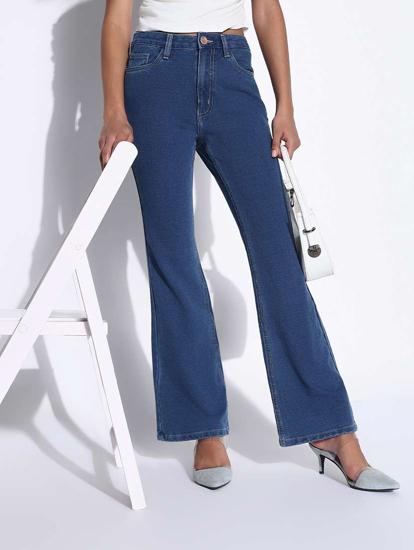 women solid mid rise bootcut jeans