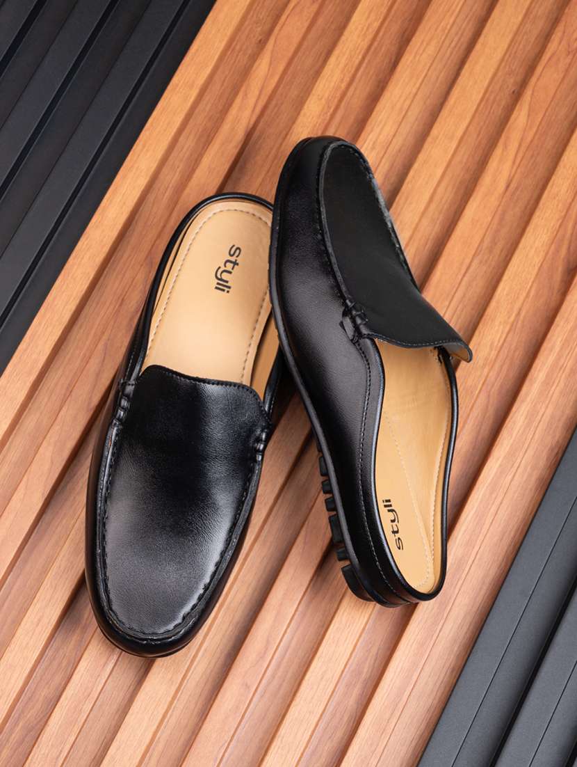 men black slip on mule