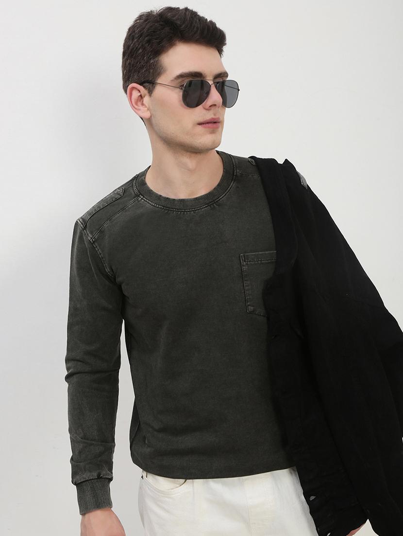men green long sleeve solid slim fit sweatshirt - 21843949 - Zoom Image - 0