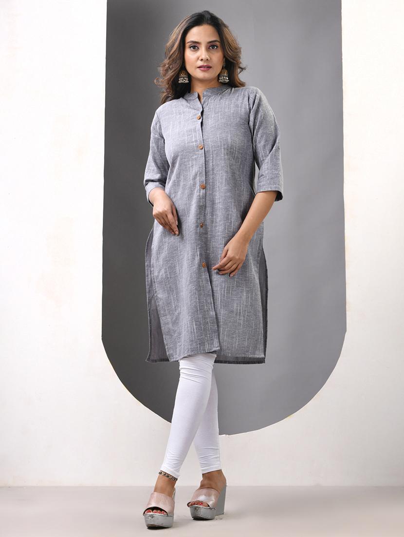 women self design three quarter sleeve straight kurta - 21844406 - Zoom Image - 0