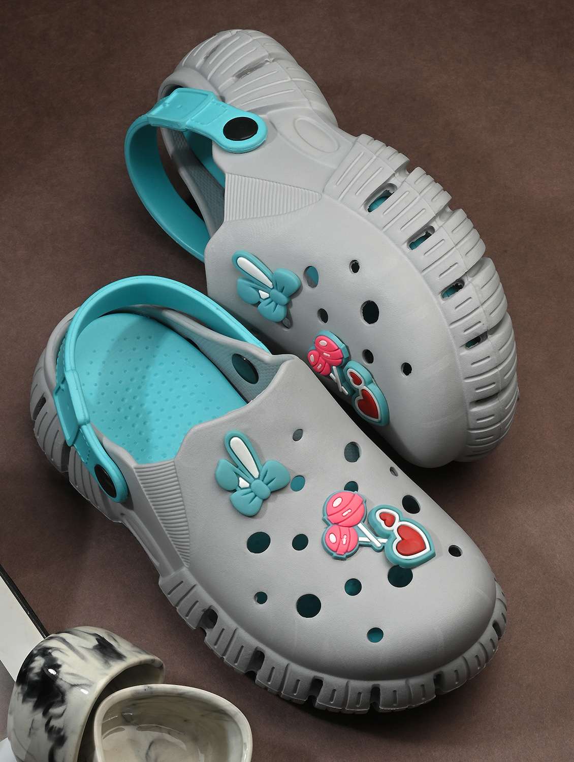 women grey solid clogs - 21845487 - Zoom Image - 0