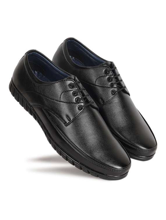 men black lace up derby