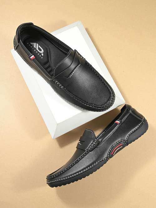 men black slip on loafers - 21853577 -  Standard Image - 0