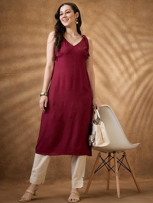 women maroon solid sleeveless a-line kurta - 21853677 -  Standard Image - 0