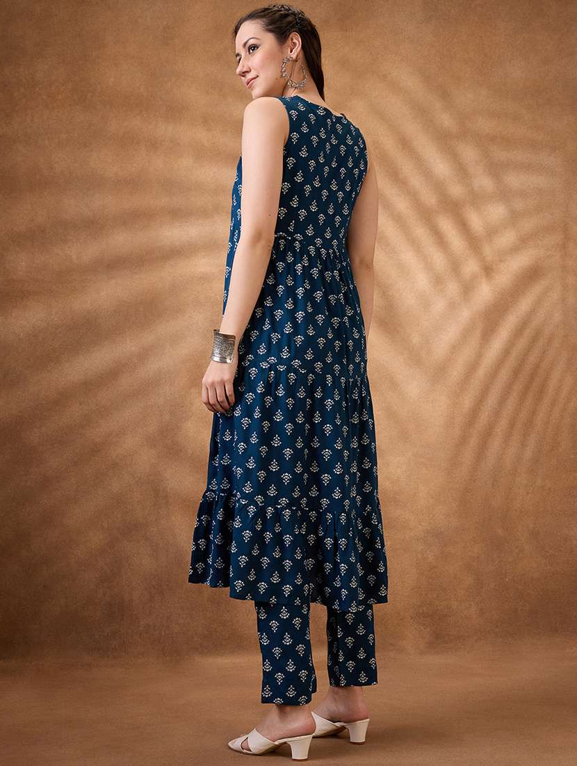 women blue printed sleeveless kurta pant set - 21853679 -  Standard Image - 2