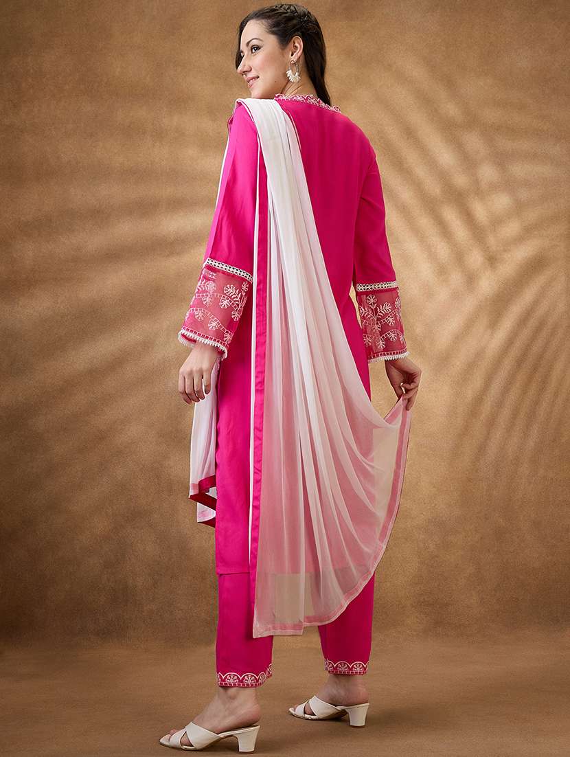 women three quarter sleeve kurta pant with dupatta set - 21853689 -  Standard Image - 2