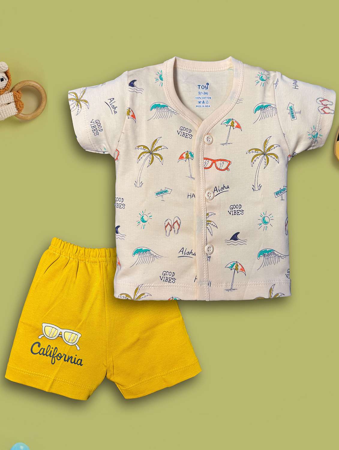 boys printed round neck t-shirt & shorts set