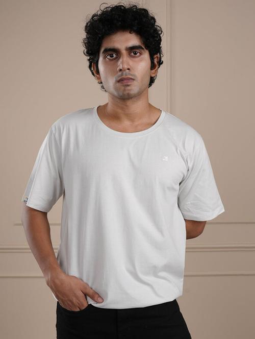men white solid short sleeve regular fit t-shirt - 21854325 -  Standard Image - 0