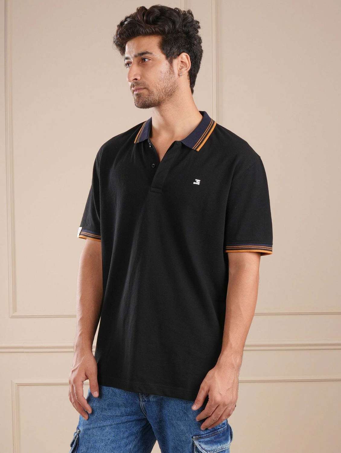 men black solid short sleeve regular fit polo t-shirt - 21854336 -  Zoom Image - 0
