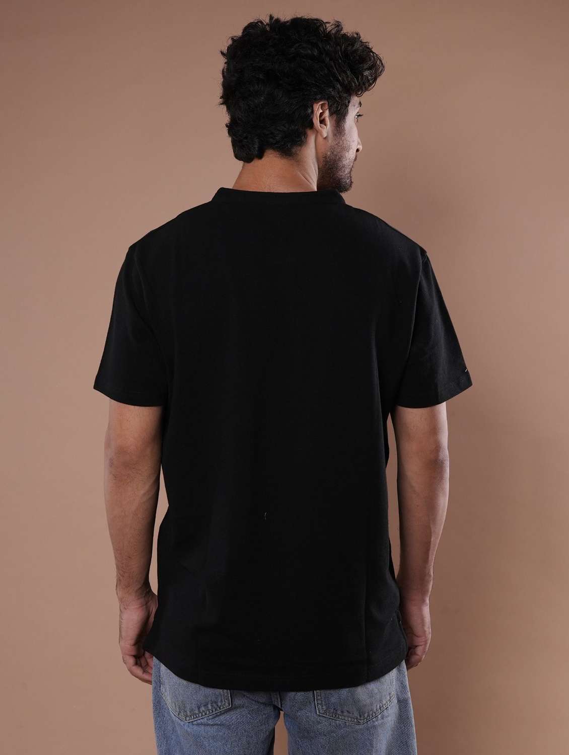 men black solid short sleeve regular fit t-shirt - 21854354 -  Standard Image - 2