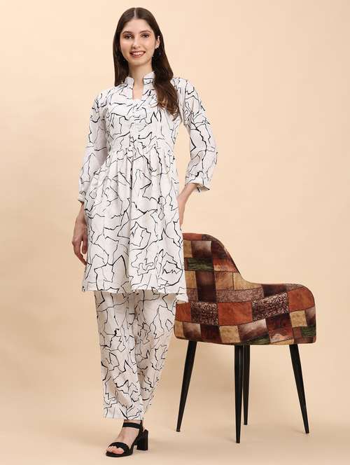 women printed kaftan top and trouser co-ord set