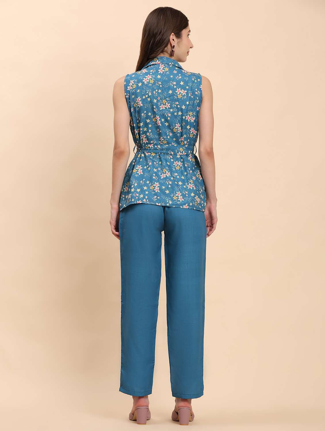 Women Floral Printed Shirt And Trouser Co Ord Set