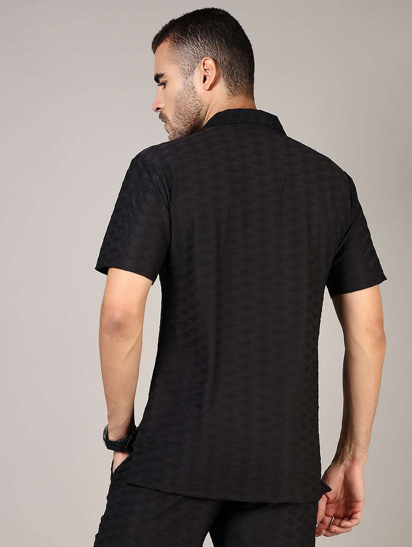 men textured cuban colared casual shirt - 21864296 -  Standard Image - 2