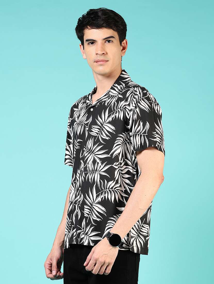 men printed cuban collared short sleeve shirt - 21864311 -  Standard Image - 2