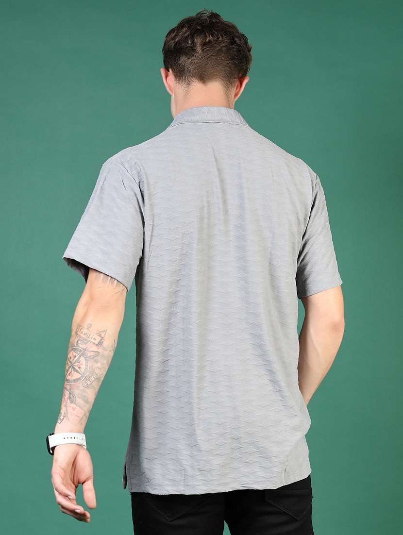 men textured cuban colared casual shirt - 21864323 -  Standard Image - 2