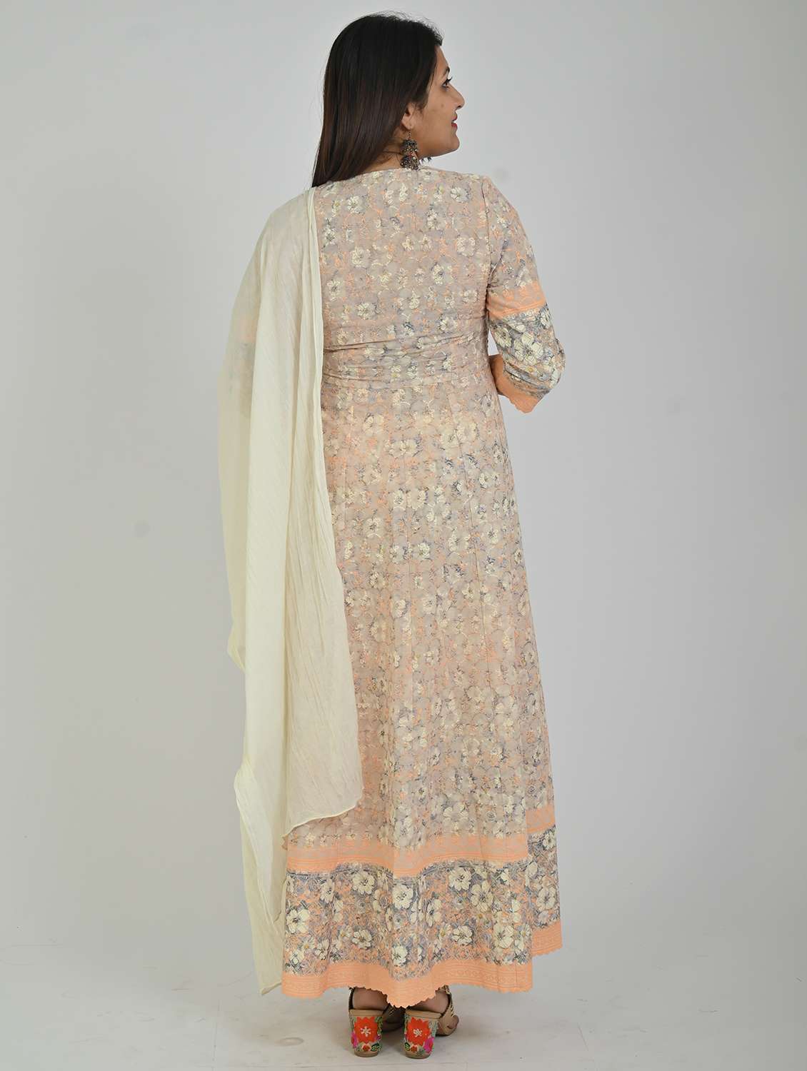 women peach embroidered anarkali kurta with dupatta set - 21865796 -  Standard Image - 2