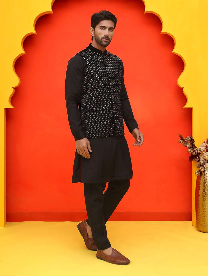 men mandarin neck kurta pyjama with jacket ethnic wear set - 21866016 -  Standard Image - 2