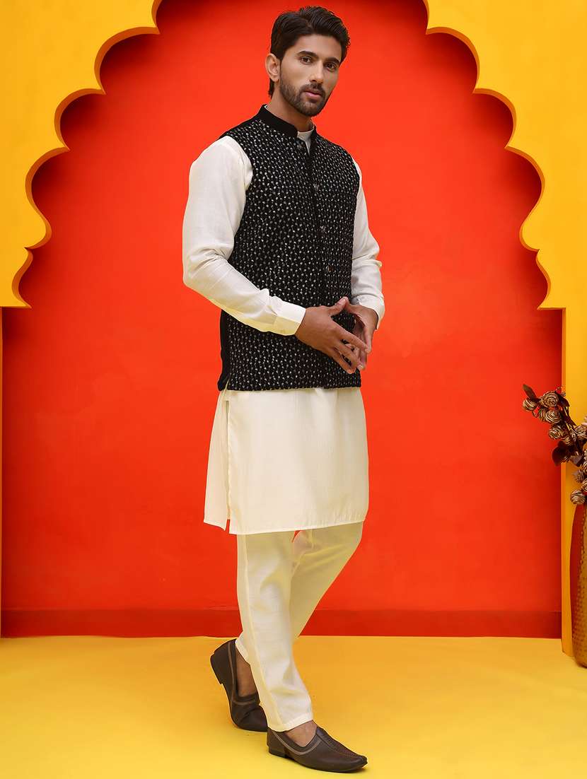 men mandarin neck kurta pyjama with jacket ethnic wear set - 21866021 -  Standard Image - 2