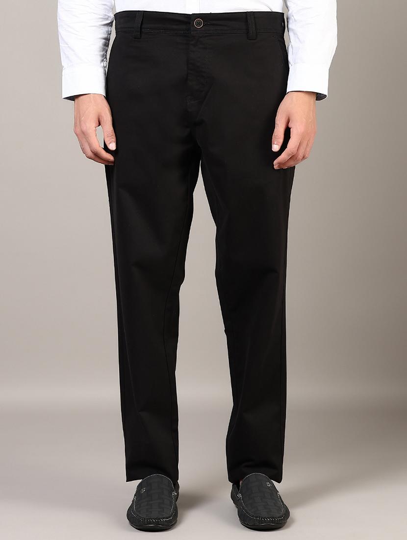 men solid mid rise straight fit chinos 