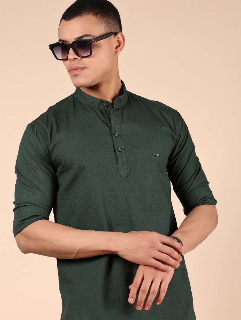 men solid mandarin neck short kurta
