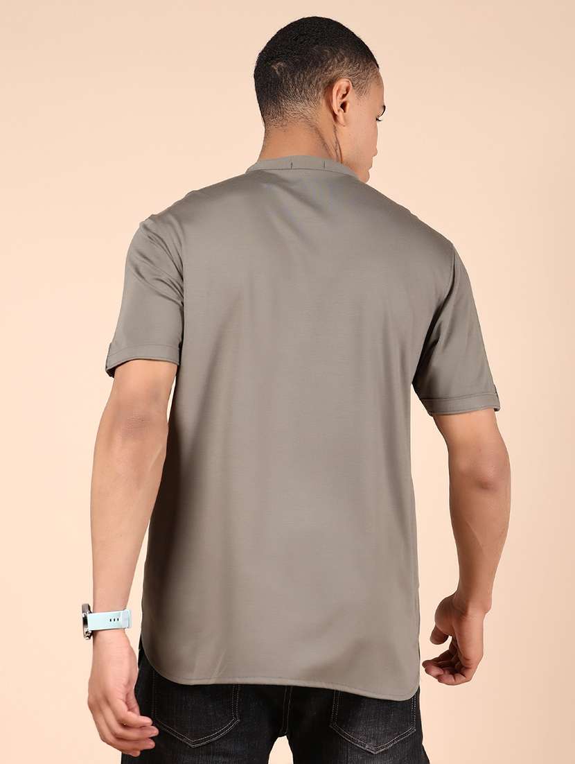 men solid short sleeve regular fit t-shirt - 21873613 - Standard Image - 2