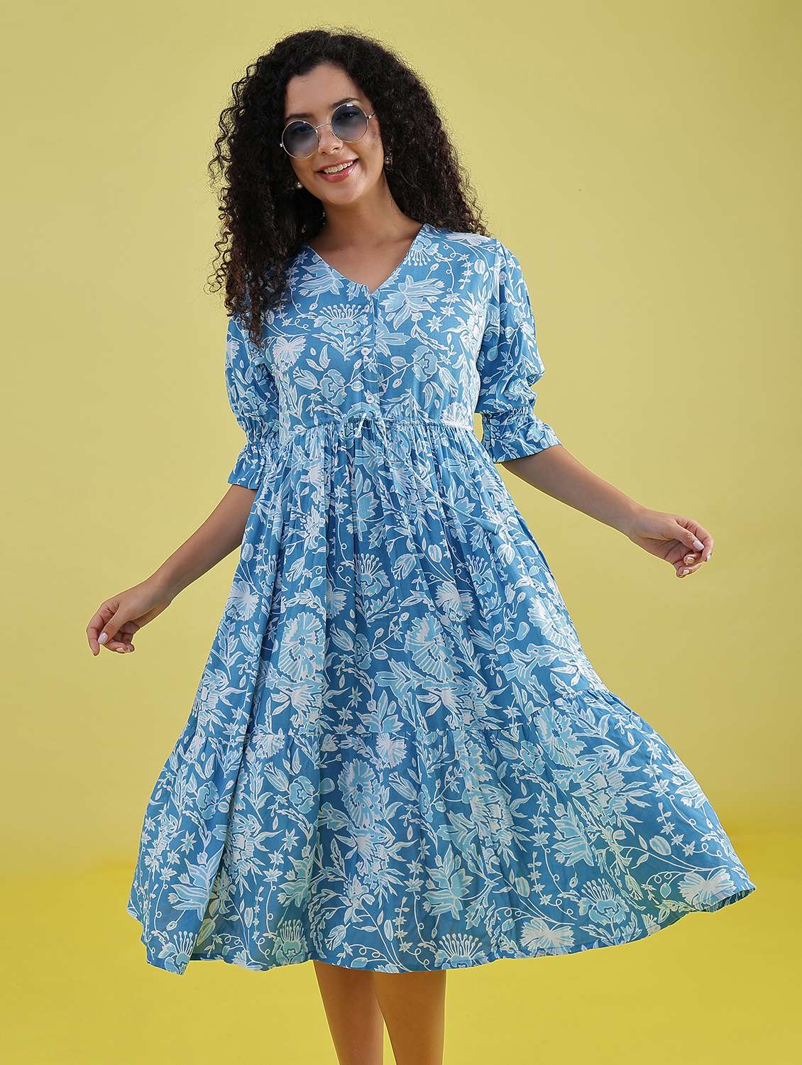 women floral v neck neck tiered dress - 21873689 - Zoom Image - 0