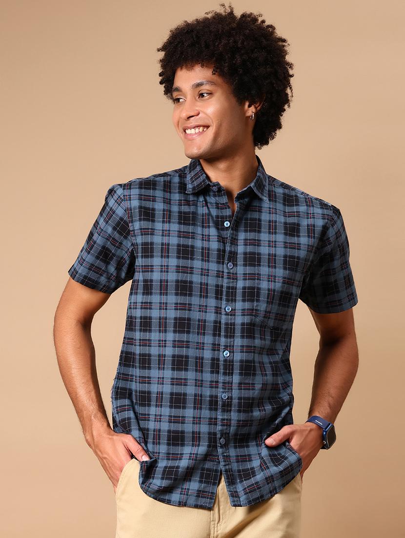 men checkered short sleeve collared casual shirt - 21873717 - Standard Image - 2