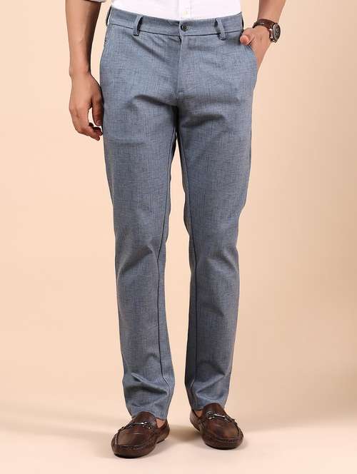 men solid mid rise straight fit chinos  - 21874000 -  Standard Image - 0