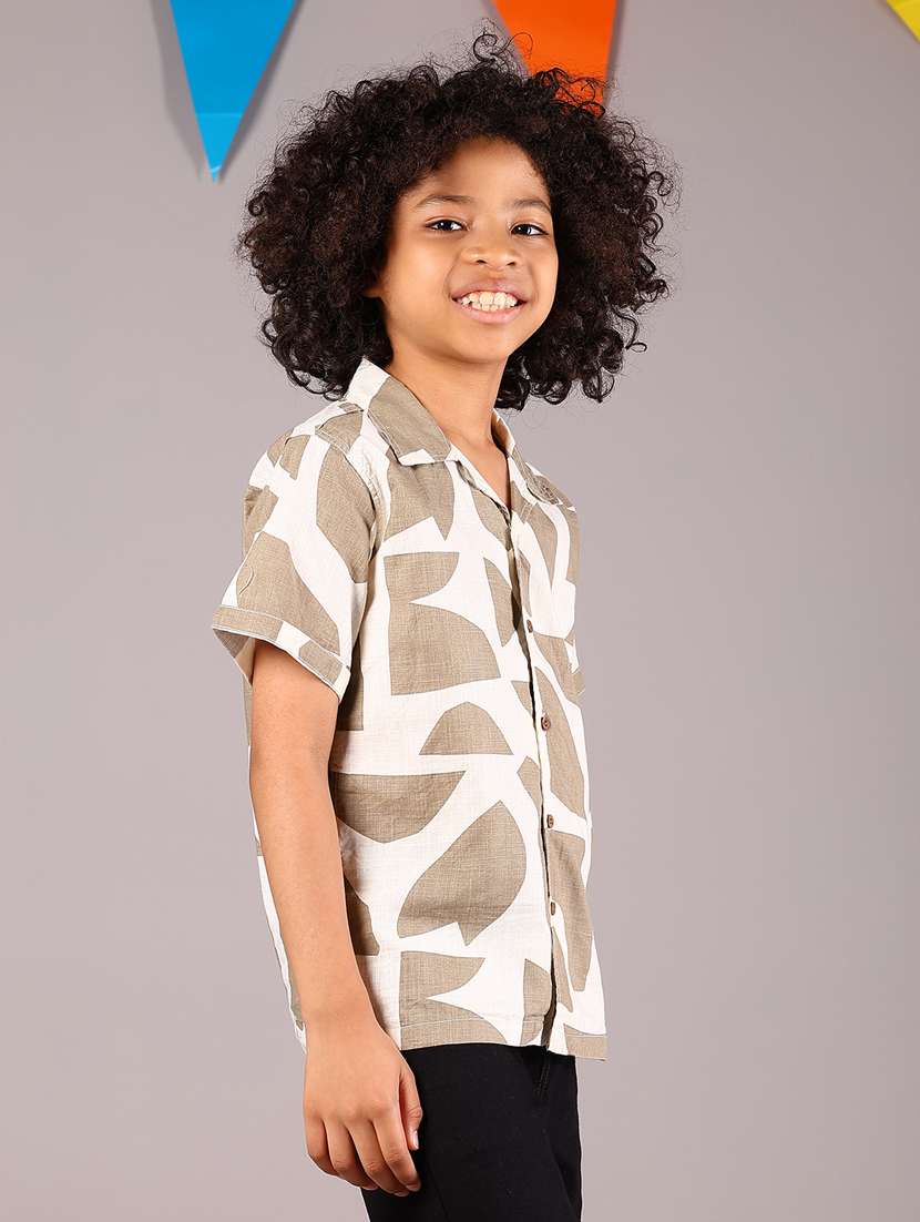 boys printed short sleeve casual shirt - 21874279 - Standard Image - 2