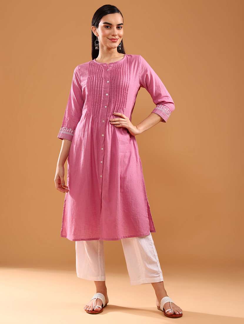 women three quarter sleeve straight kurta