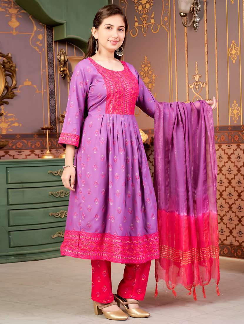 girls three quarter sleeve kurta pant with dupatta set - 21874793 - Standard Image - 2