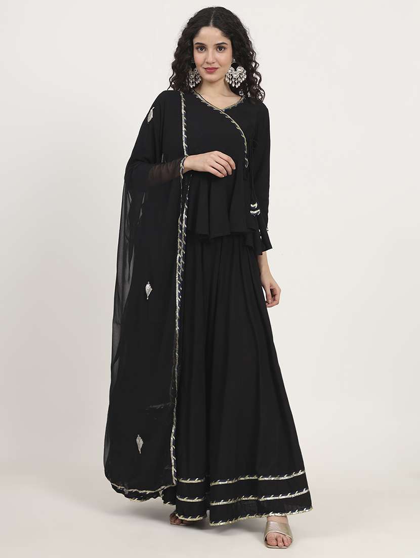 women black three quarter sleeve kurta skirt with dupatta set