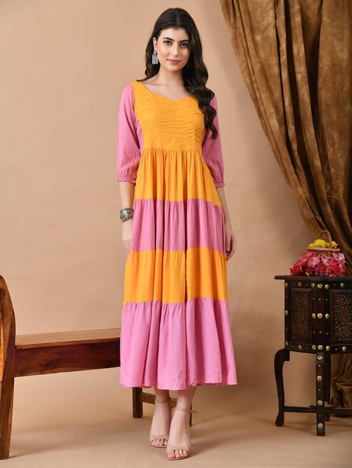 women color blocked puff sleeves tiered dress - 21898992 - Standard Image - 0