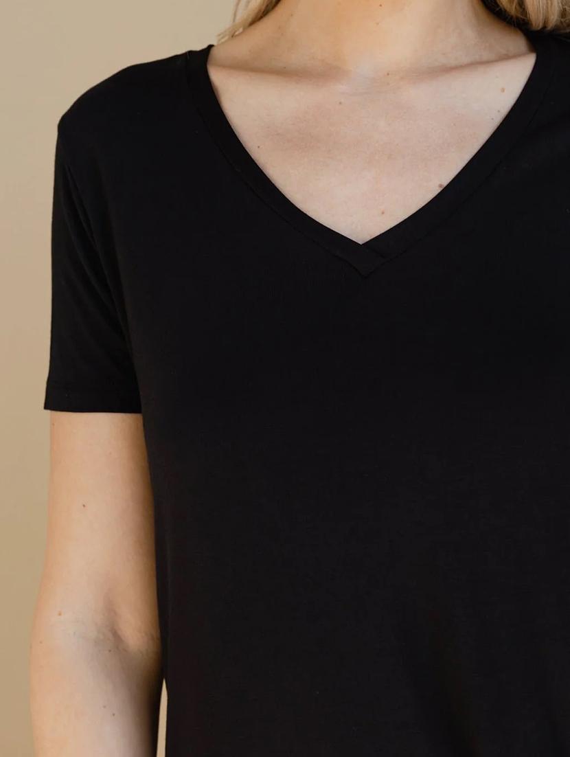 women solid short sleeves regular fit t-shirt - 21902946 - Standard Image - 2