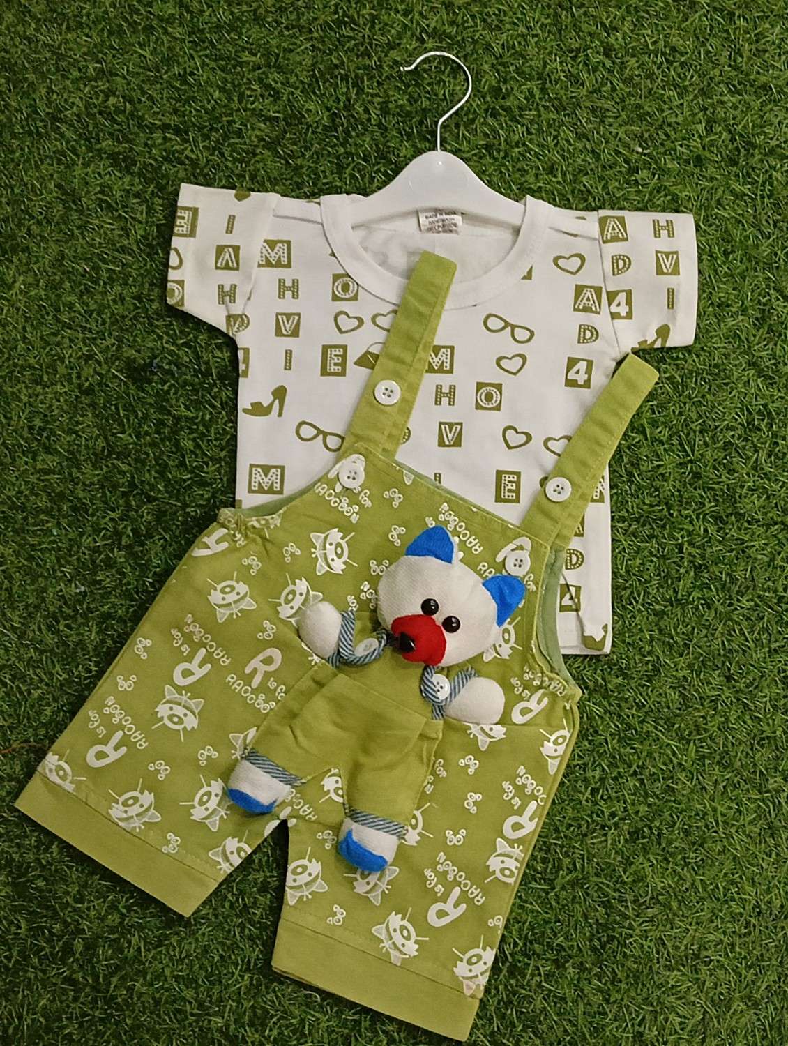 kids printed t-shirt & dungree set - 21904421 -  Standard Image - 2