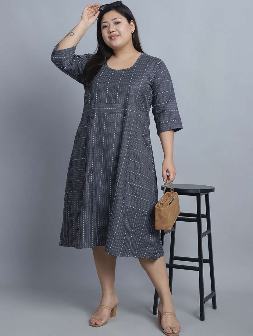 women plus size self designed round neck dress