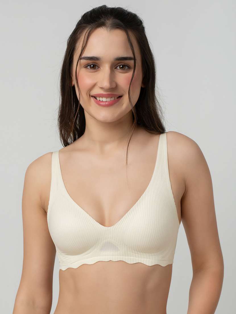 women solid lightly padded t-shirt bra - 21904821 -  Standard Image - 2