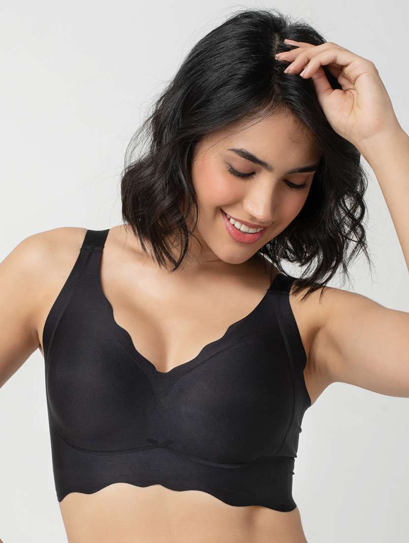 women solid lightly padded bra