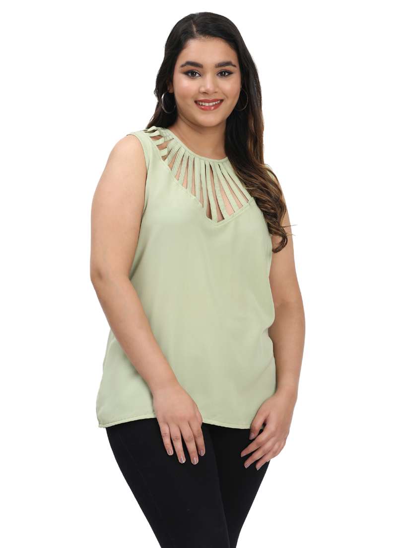 women solid sleeveless regular top