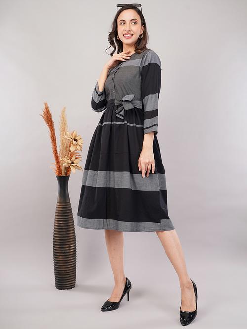 women color blocked round neck a-line dress - 21905238 -  Standard Image - 0