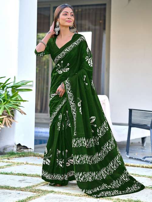 women printed casual wear saree with blouse - 21905318 - Standard Image - 0