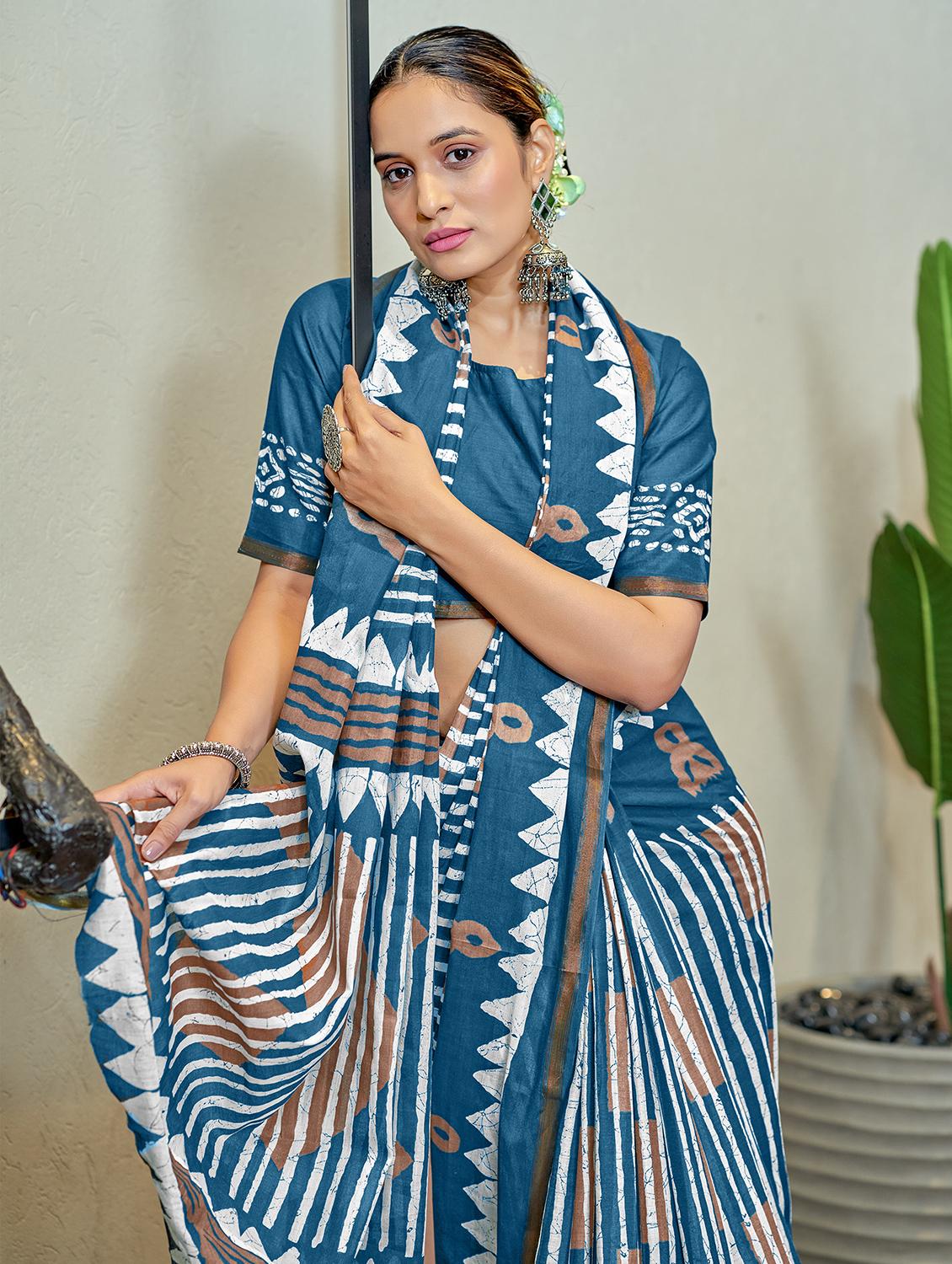 women printed casual wear saree with blouse - 21905383 - Standard Image - 2