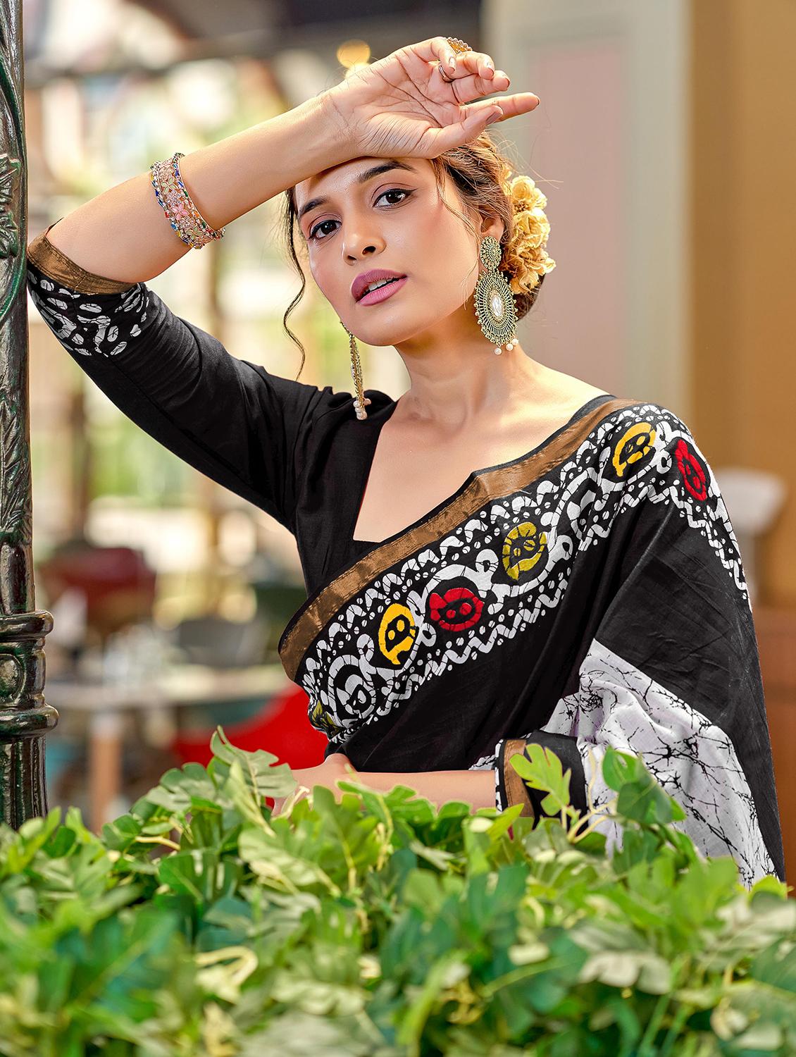 women printed casual wear saree with blouse - 21905396 - Standard Image - 2