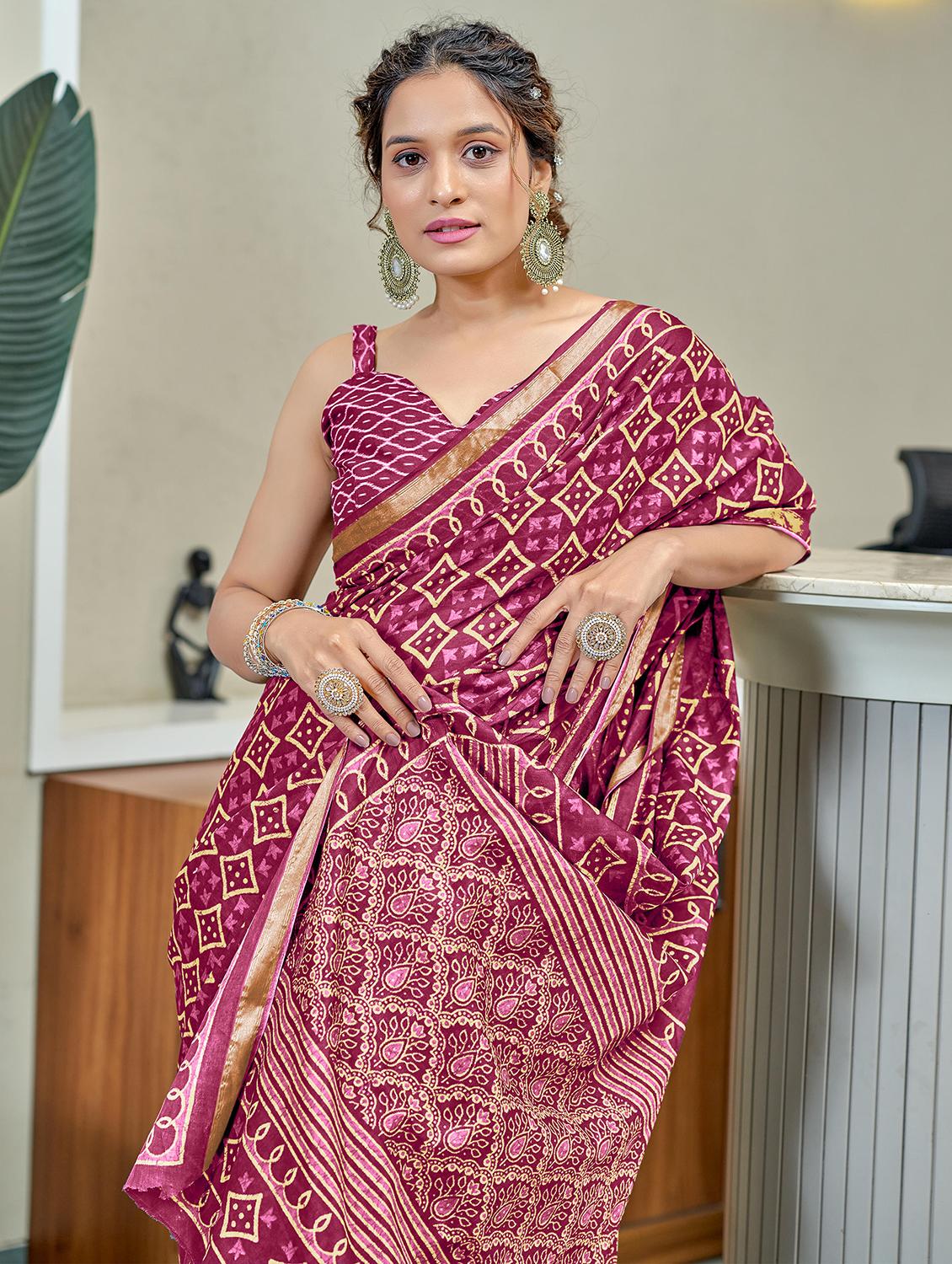 women printed casual wear saree with blouse - 21905405 - Standard Image - 2