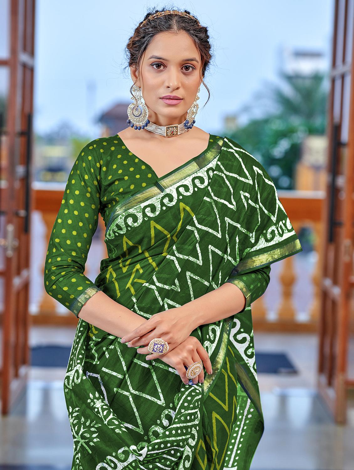 women green printed saree with blouse - 21905414 - Standard Image - 2