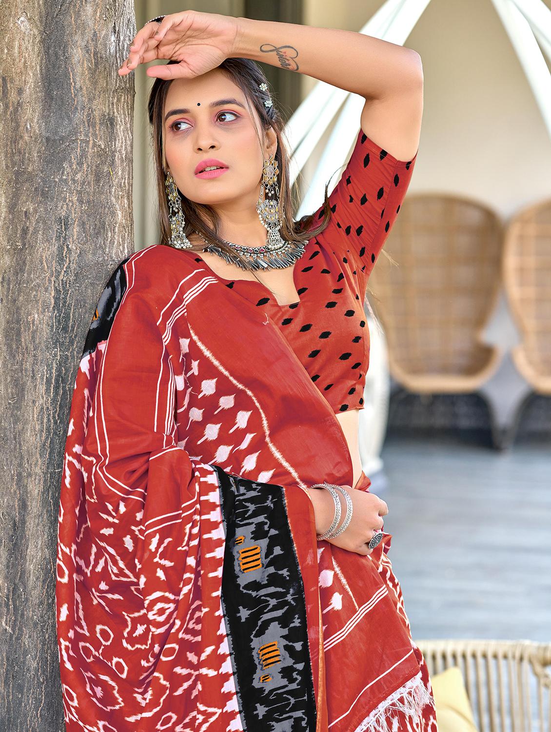 women red ikat printed saree with blouse - 21905424 - Standard Image - 2