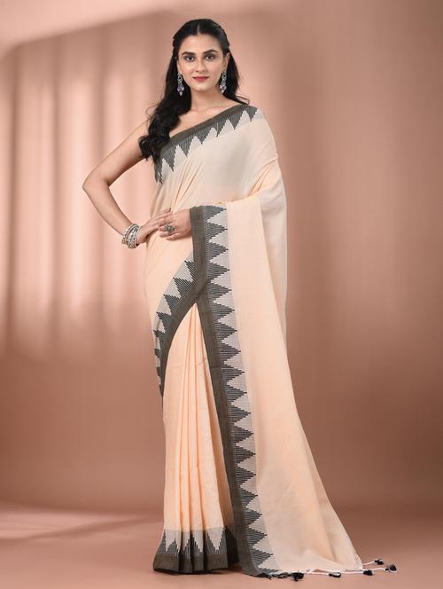 women solid with bordered handloom saree with blouse - 21905516 -  Standard Image - 0