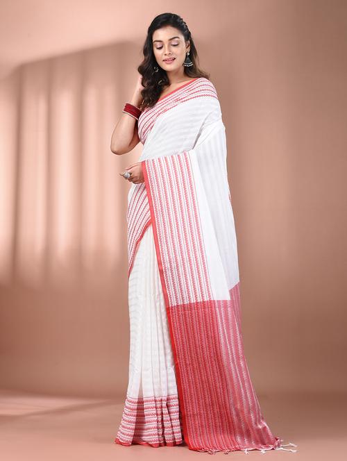 women white handloom saree with blouse - 21905526 - Standard Image - 0