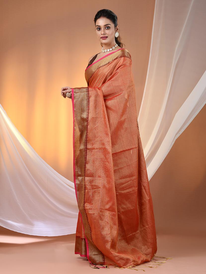 women solid with bordered handloom saree with blouse - 21905557 -  Zoom Image - 0